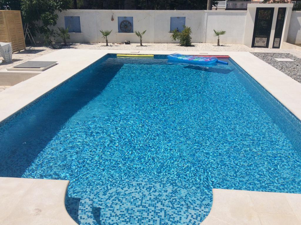 Villa Sandy Apartments Tivat Dış mekan fotoğraf